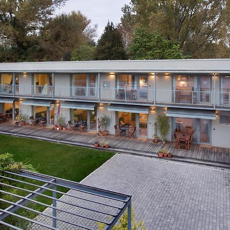 Vlnka Apartments ピエシュチャニ エクステリア 写真