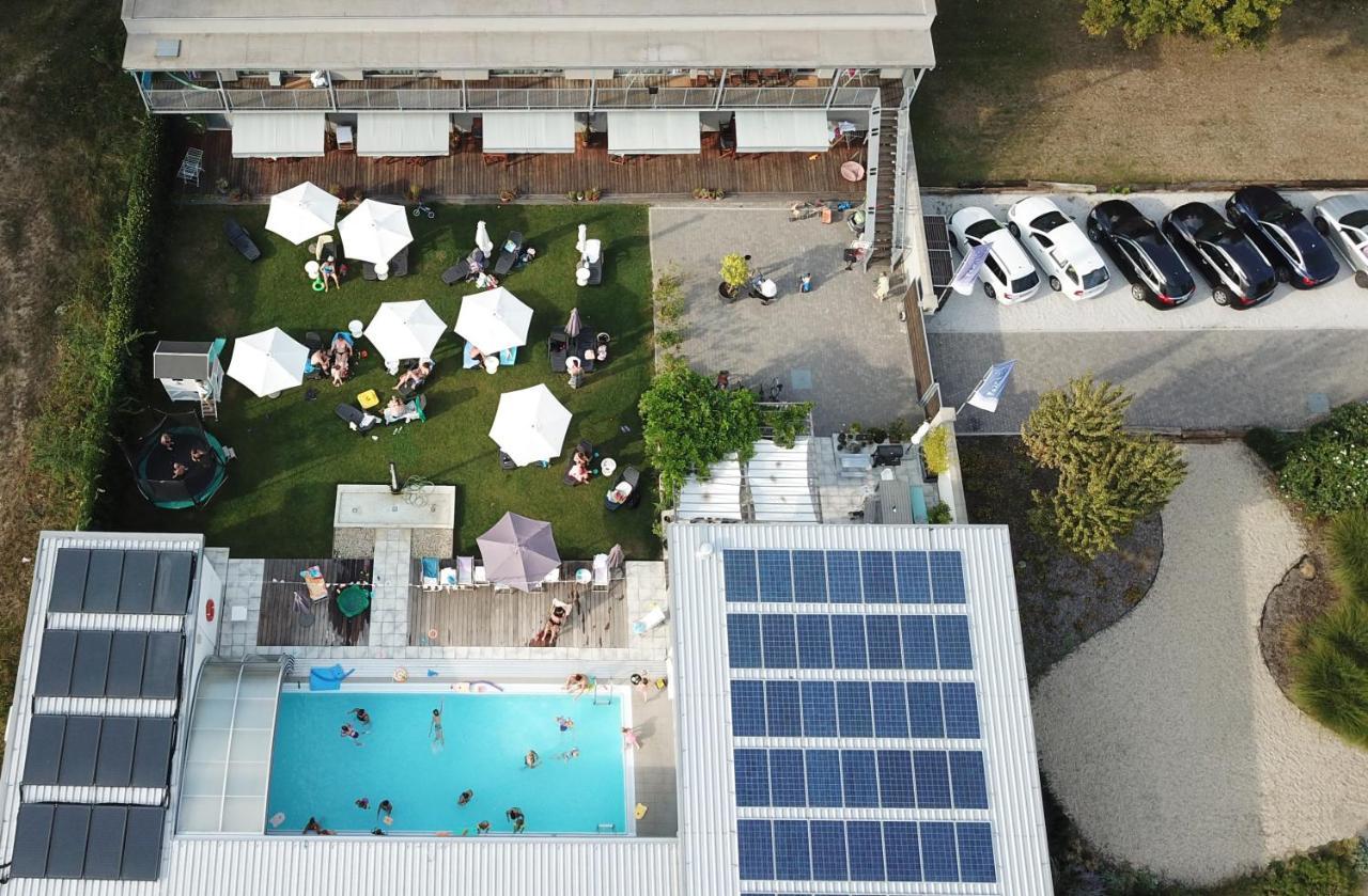 Vlnka Apartments ピエシュチャニ エクステリア 写真
